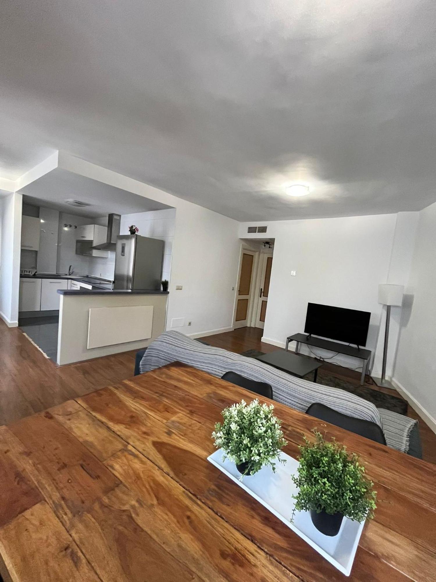 El Torcal Luxury Apartment With Free Parking Malaga Exterior photo